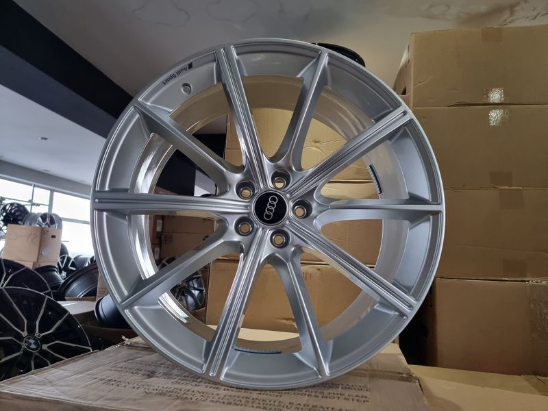 21цола Audi Rs6,Rs7,Q5 4бр Оригинални (запазени)