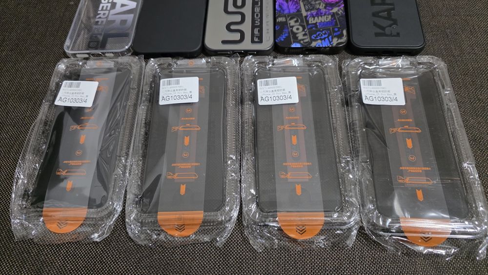 Huse si folie sticla iPhone 15 pro max