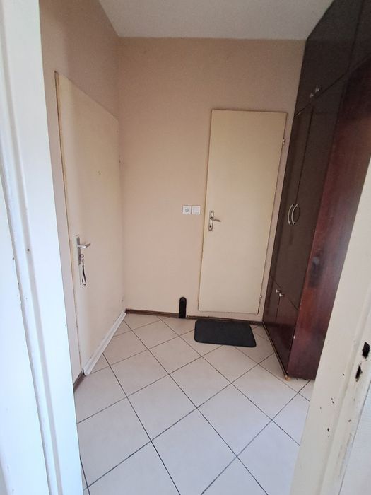 Дава се под наем Едностаен апартамент в с. Връв, Област Видин - 40 кв.м за 204 € - Снимка #4