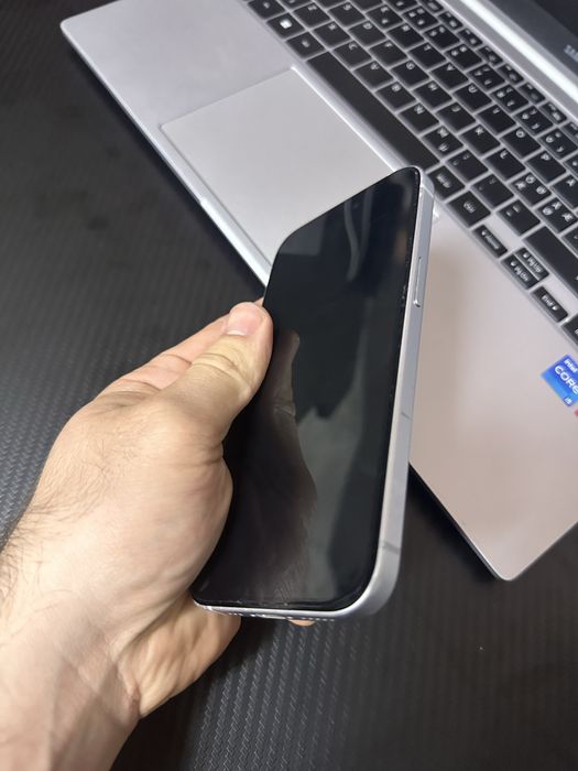 iPhone 15 128 gb