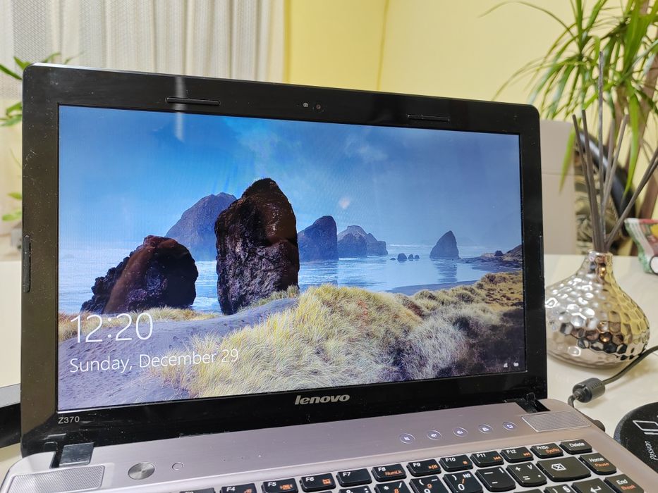 Лаптоп Lenovo ideapad z370