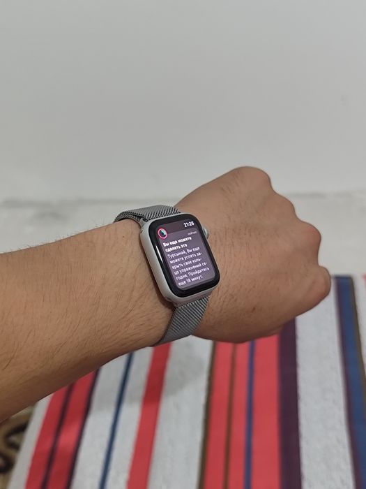 iPhone 12 +apple watch se