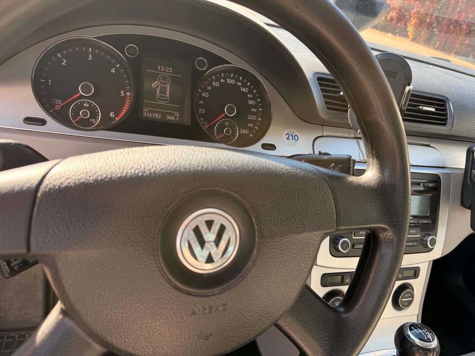 VOLKSWAGEN Passat 2009 — imagine 3