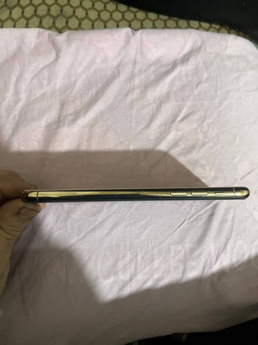 Iphone 11 pro max 256tali