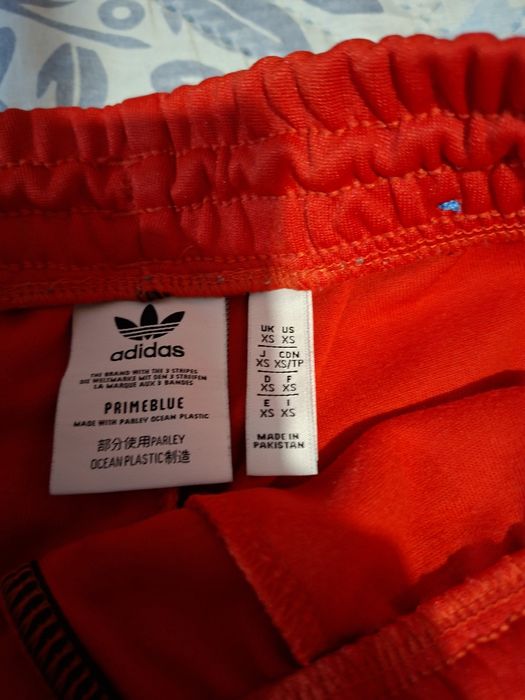 100% ОРИГИНАЛЕН екип ADIDAS XS размер
