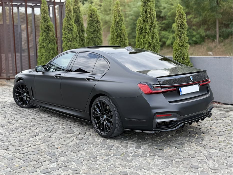 Bmw 750i xDrive/M-Sport/Maxton Design/Individual Schimb-Variante