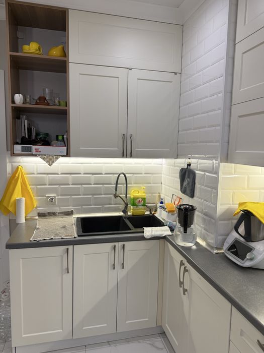 Продается Б/у кухня