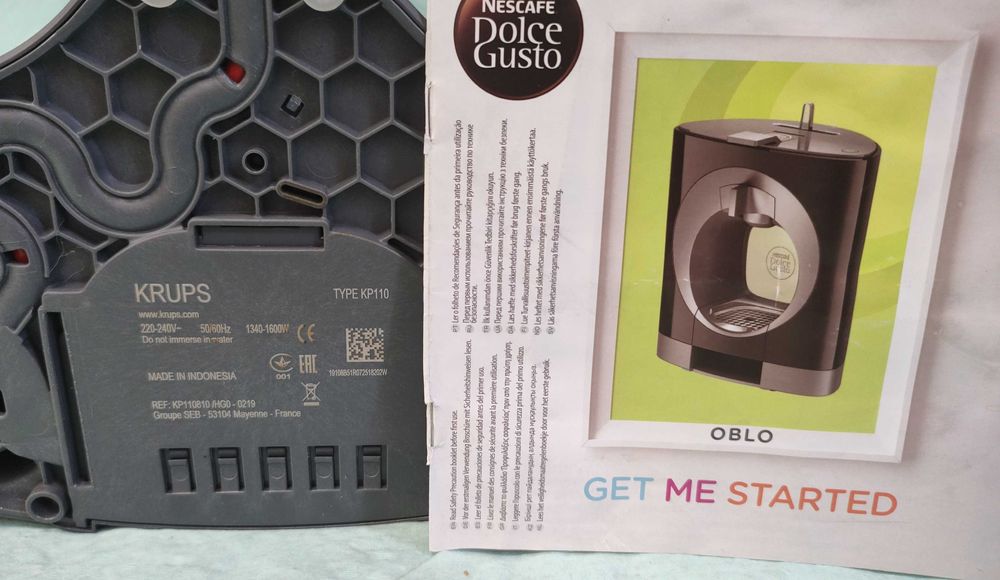 Кафемашина с гаранция 1 година NESCAFÉ® Krups Dolce Gusto OBLO.Black за капсули система Долче густо