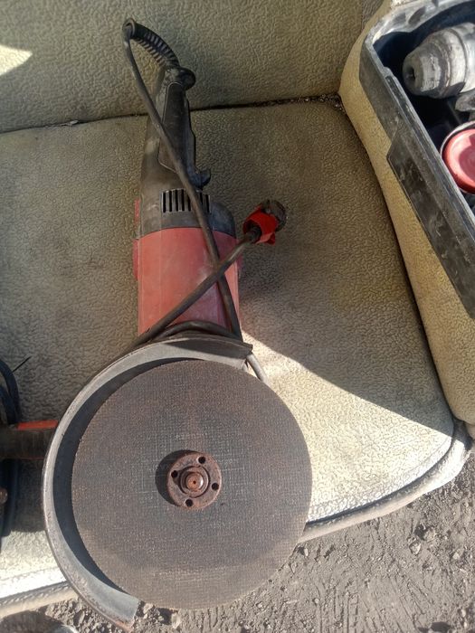 Продам електро инструменты