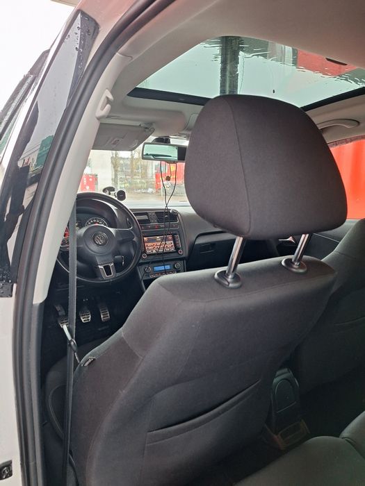 Vând vw polo 1.2 2011