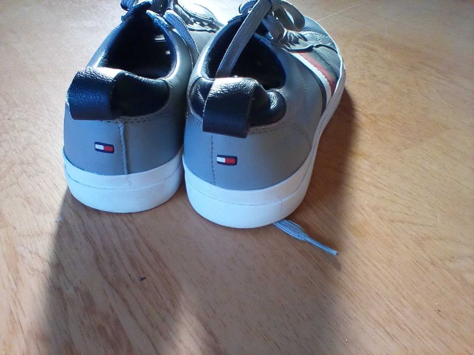 Sneakers Tommy Hilfiger barbati marimea 42, adusi din SUA