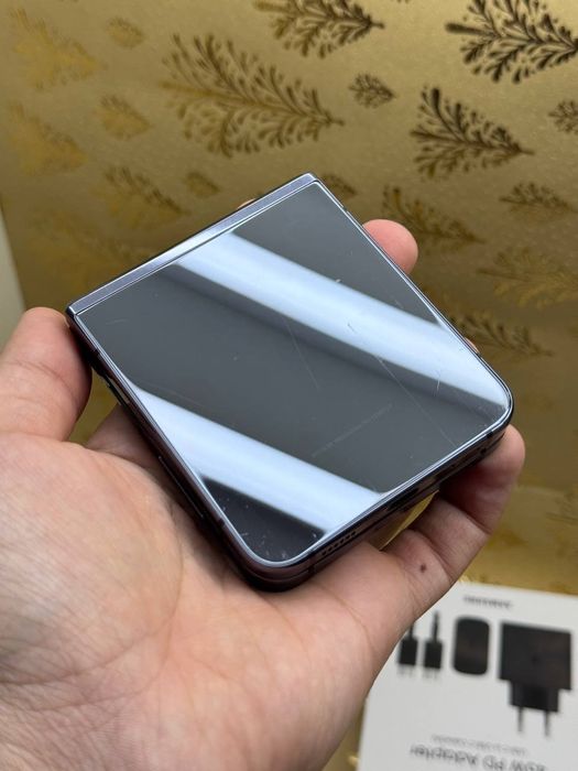 Samsung galaxy z flip 5 5G 8/256gb holati 9/10