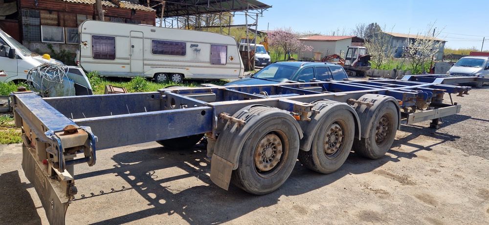 Semiremorca container Schmitz extensibila 20 40 45 picioare din 2004