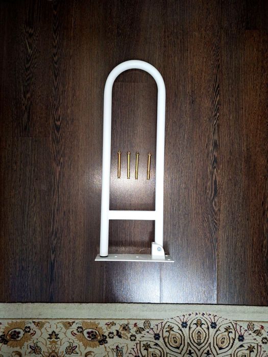 Поручень для ванны