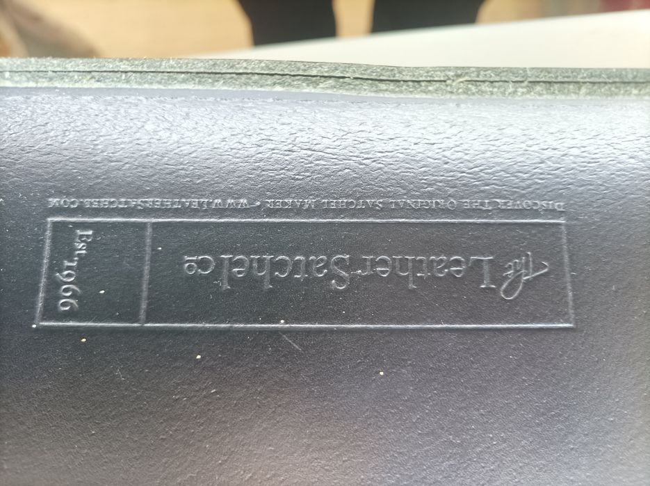 Продам портфель сумку премиум класса