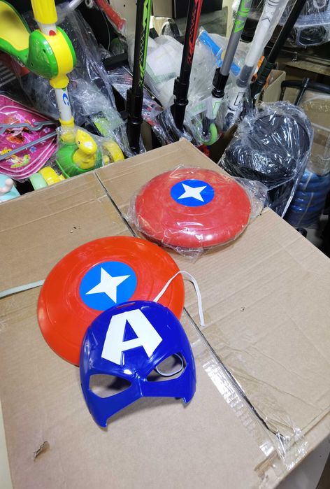 Маска и щит Капитана Америка. Детская.