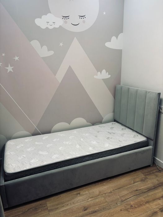 Продам односпальную кровать