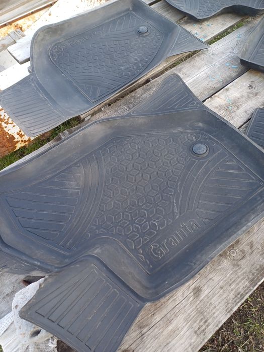 Коврики лада гранта.