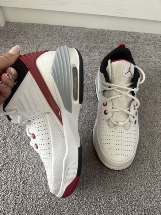 Nike Jordan обувки