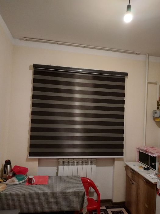 Kvartira sotiladi srochno. 2  honalik.