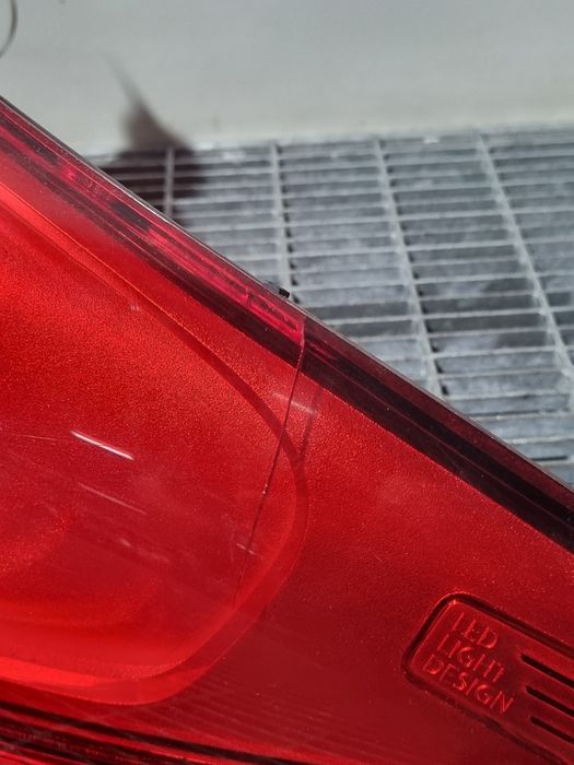 Stop Dreapta Renault Kadjar 2015 - 2018 SUV 4 Usi (1630) Cu led FISURAT 265508701R Garantie