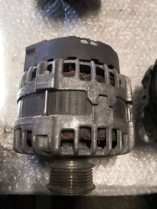 Alternator 2.0tdi 180A CFF Volkswagen Passat B7 Golf  Golf Plus Tiguan