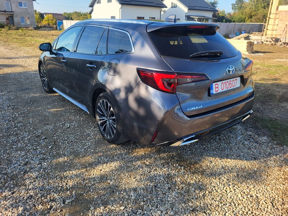 Toyota corolla hybrid an 2023
