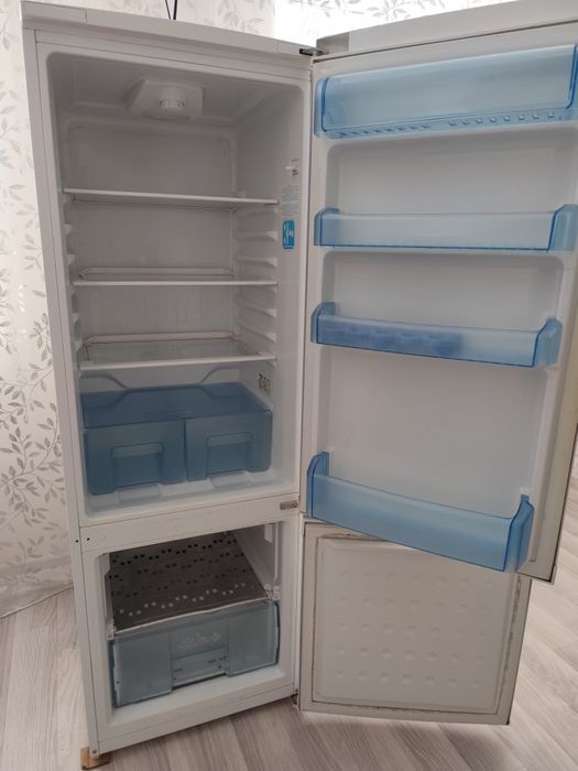 Б/у холодильник Веко