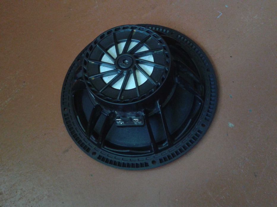 Динамики  автомобильные