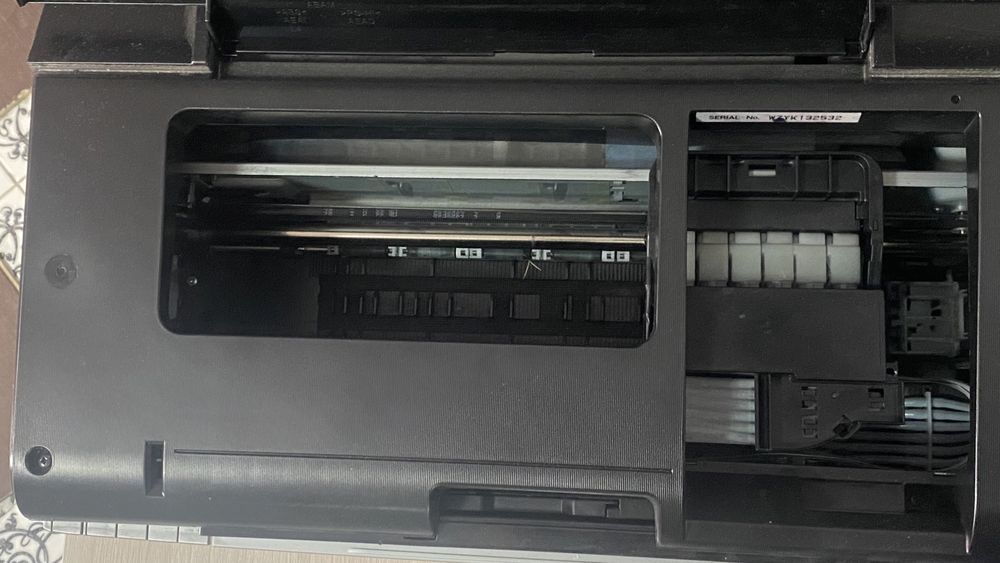 Продам цветной принтер Epson l805