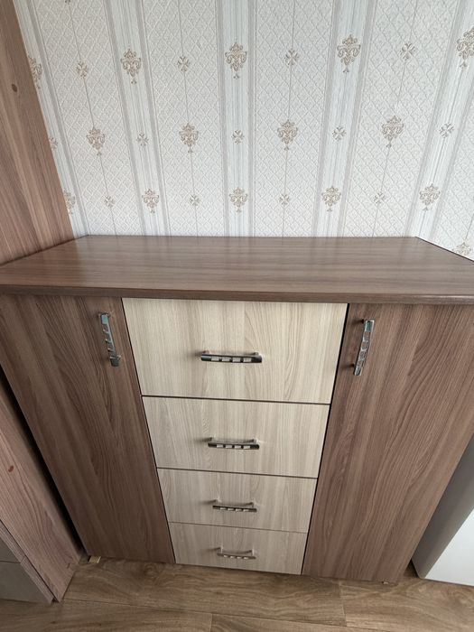 Продам комод.