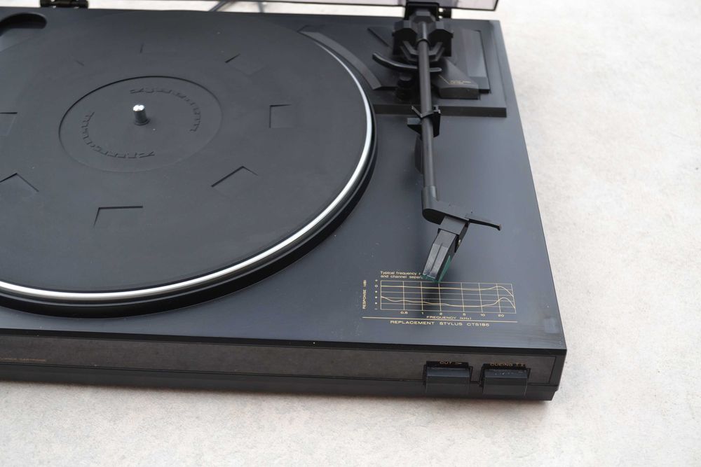 Pick up Marantz TT 185