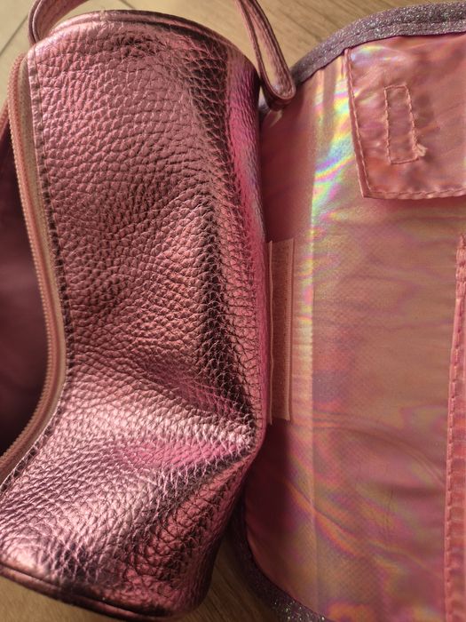 Penar rulabil cu paiete