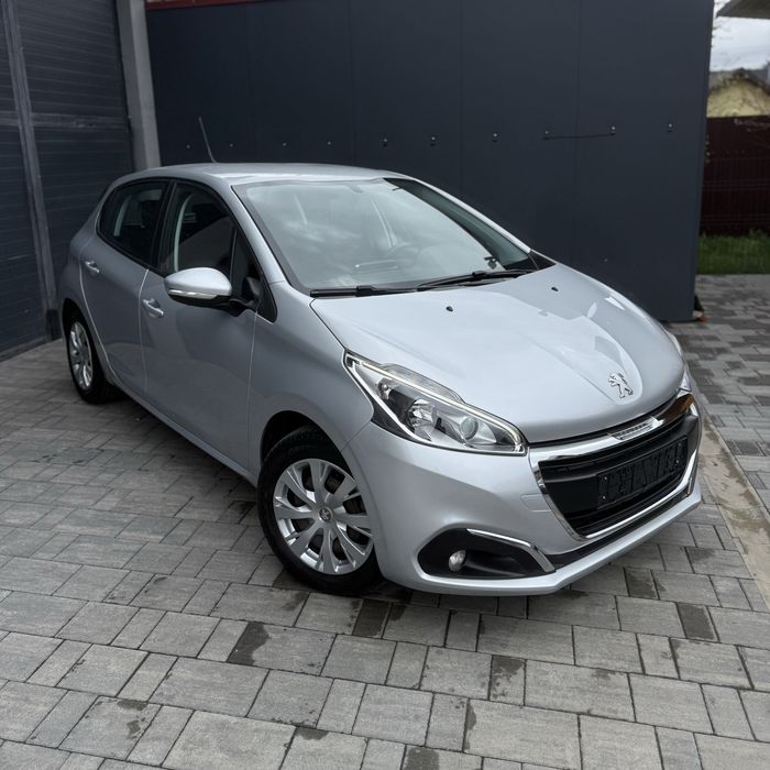Peugeot 208 1.2 Benzina Euro 6 130.000 km