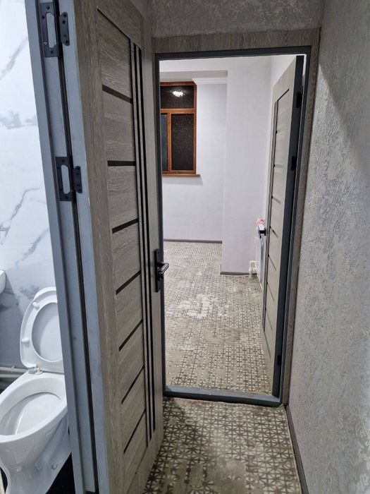 Навои шахрида квартира сотилади