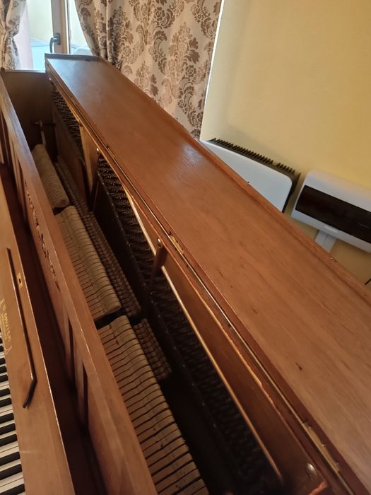 Vând Pian Sauter Spaichingen