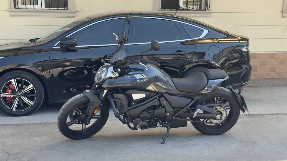 Qjmotor 500SRV cruiser  (ABS) с пробегом 2500км