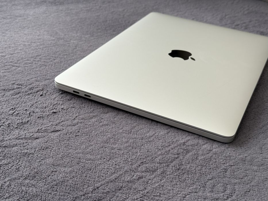 Като Нов 98% Battery 13.3'Macbook Pro M1/16GB Ram/512GB SSD/Silver