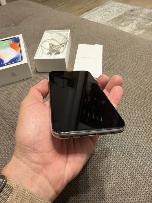 iPhone X, Silver, 64 GB