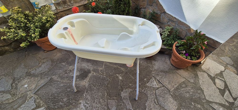Бебешка вана (корито) със стойка и термометър