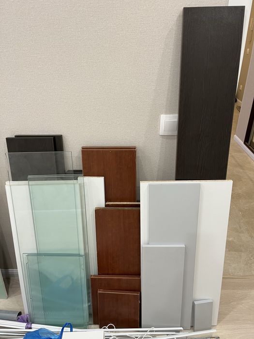 Полки ЛДСП с кромкой и стекляные