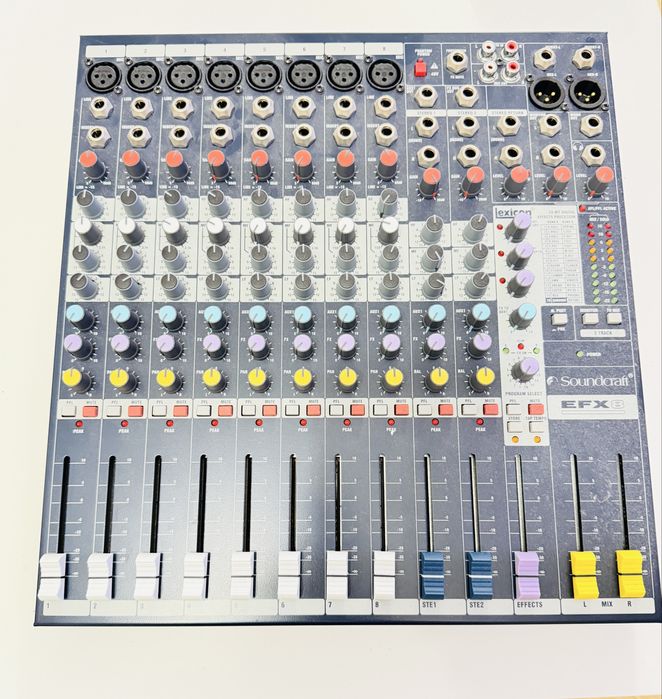 Soundcraft EFX8 mixer 8 canale cu efecte Lexicon profesional (ca nou)
