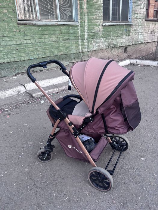 Коляска прогулочная