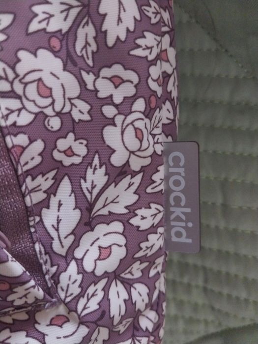 Продам кәртки на девочку 116