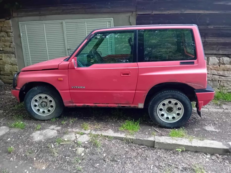 Suzuki Vitara на части