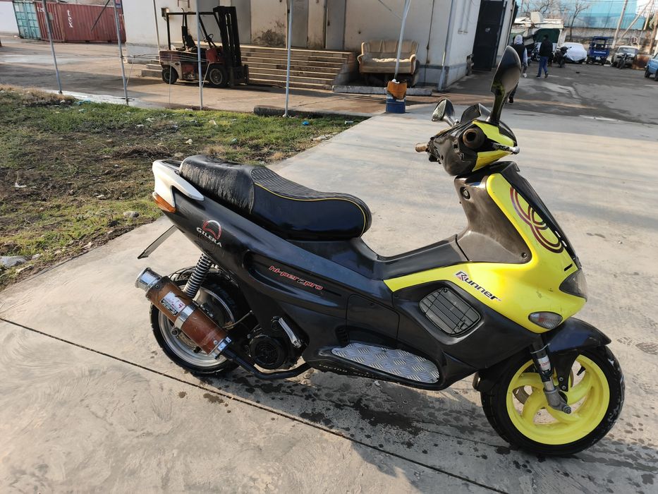 Итальянский скутер Gilera