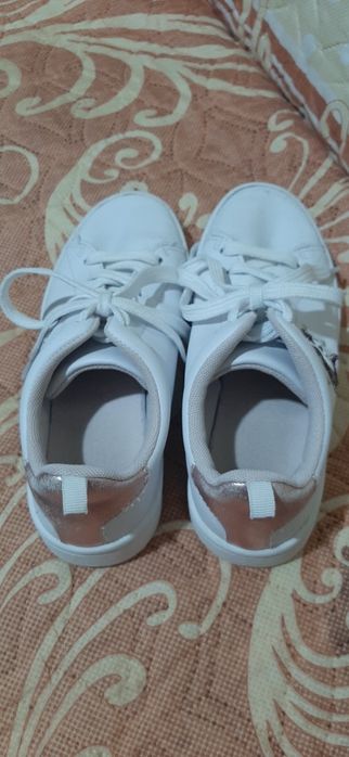 Кецове за момиче на H&M