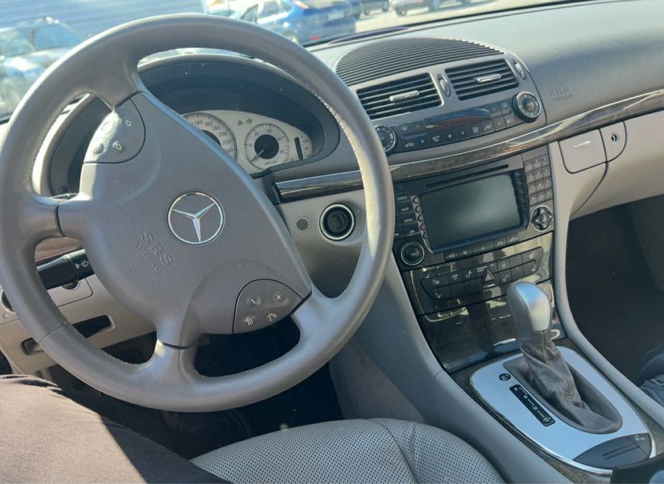 MERCEDES-BENZ E-Class 2002 — imagine 4