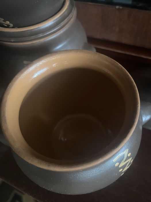 Чайник фарфоровый, супница, горшочки для запекания