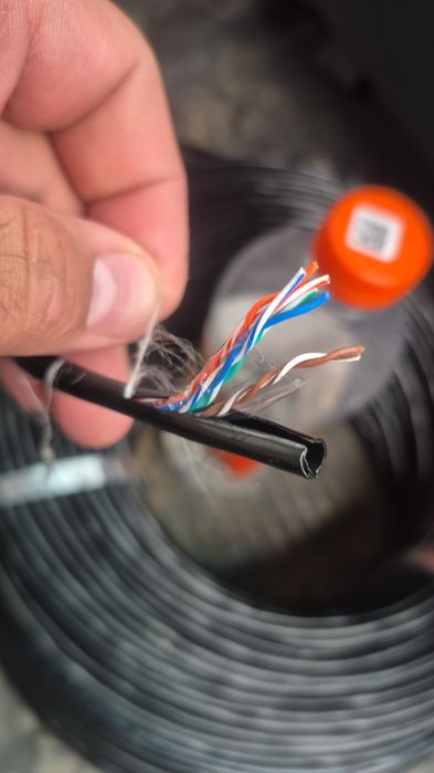 Срочно продаю Кабель UTP